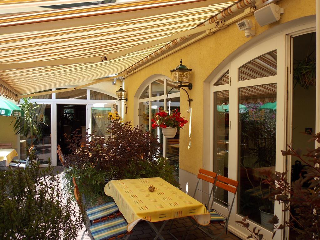 Gasthof Und Landhotel Zur Ausspanne Klipphausen Экстерьер фото