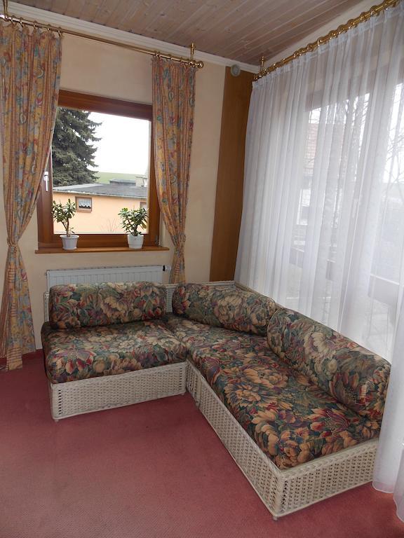 Gasthof Und Landhotel Zur Ausspanne Klipphausen Экстерьер фото